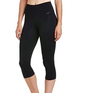 Nike legend sculpt dri fit Capri